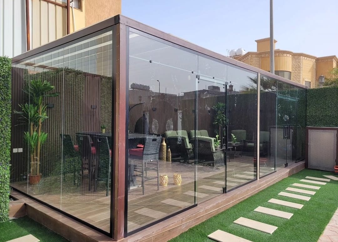 أشجار وزهور للحدائق