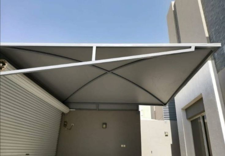 مظلات مقاومة للرياح