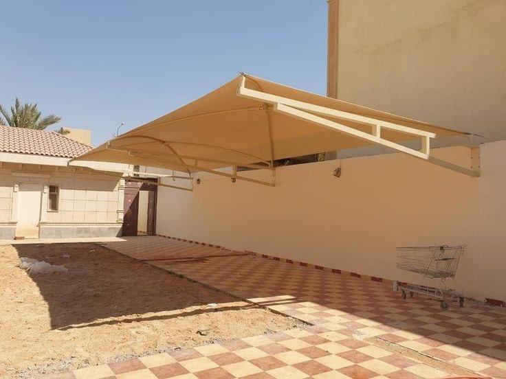 مظلات تجارية