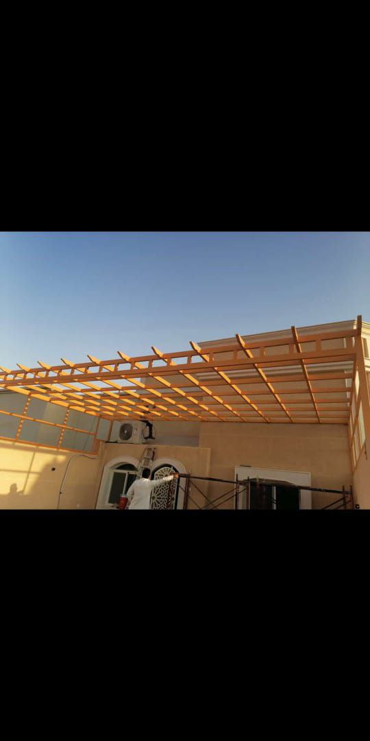 برجولات مع نوافذ أمنية